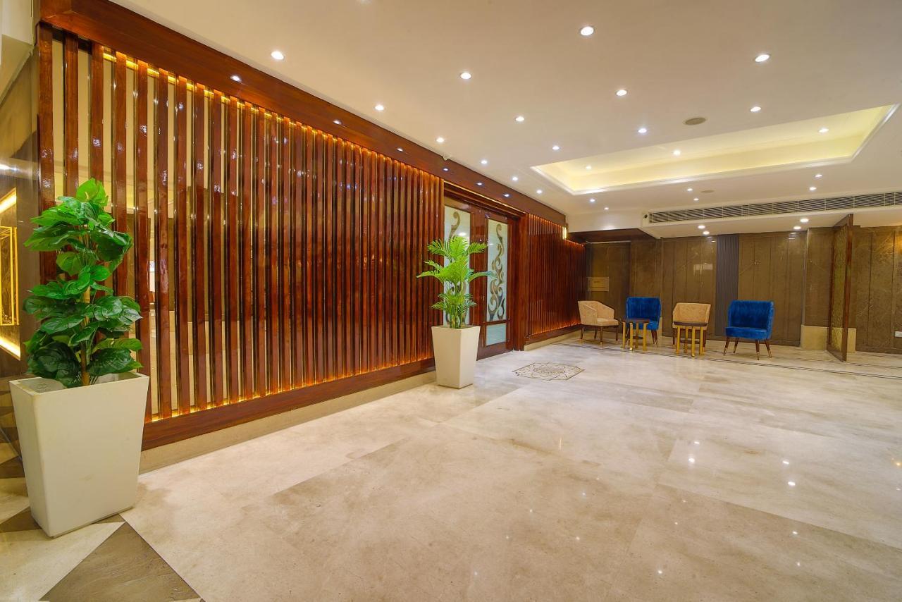 Hotel Holy Vivasa Risikés Kültér fotó