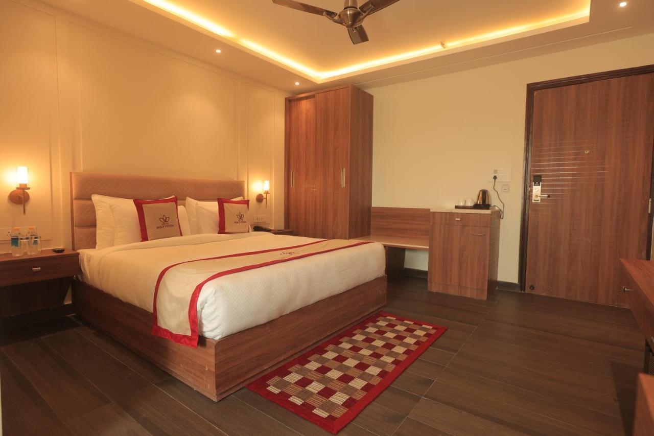 Hotel Holy Vivasa Risikés Kültér fotó