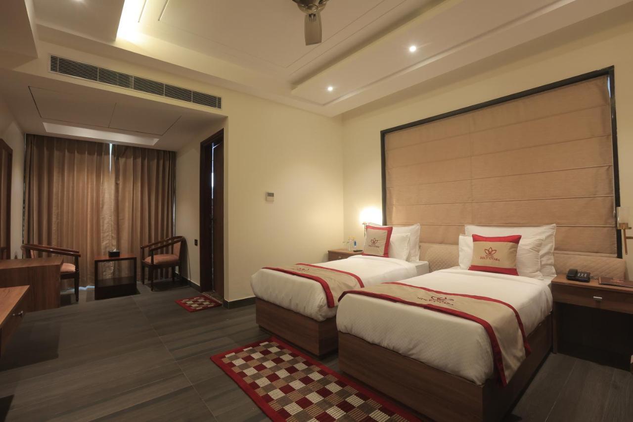 Hotel Holy Vivasa Risikés Kültér fotó