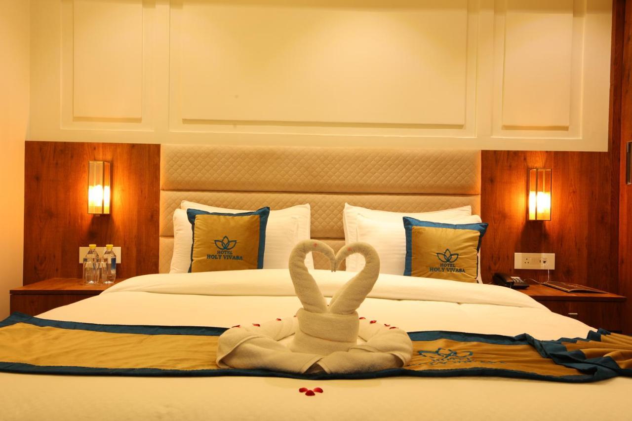 Hotel Holy Vivasa Risikés Kültér fotó